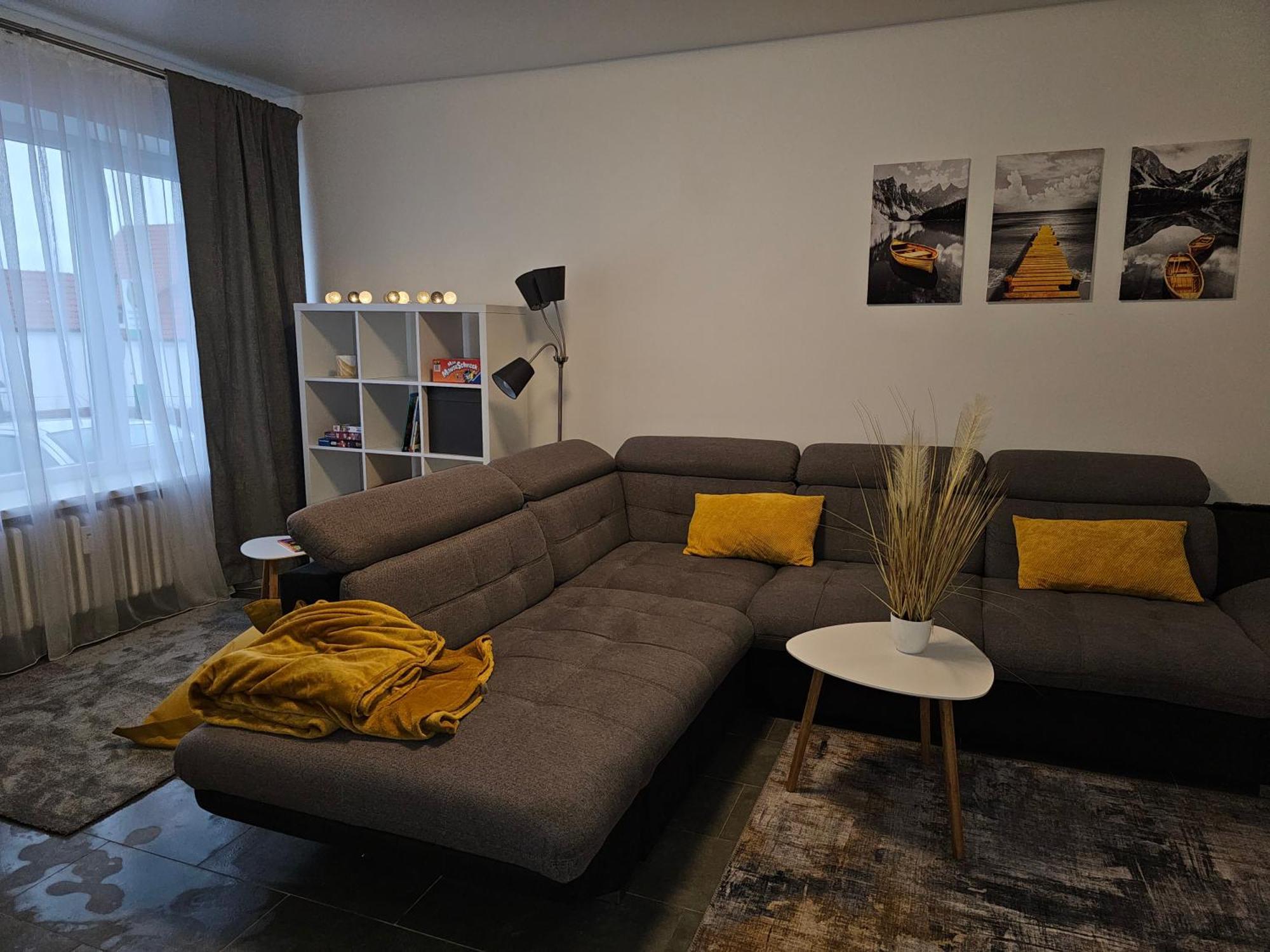 Warburg, Fewo "Sweet Home" 2,5 Zi- Eg-Separater Eingang - Parkplatz - Terasse- Komfortabel,Renoviert Exterior foto