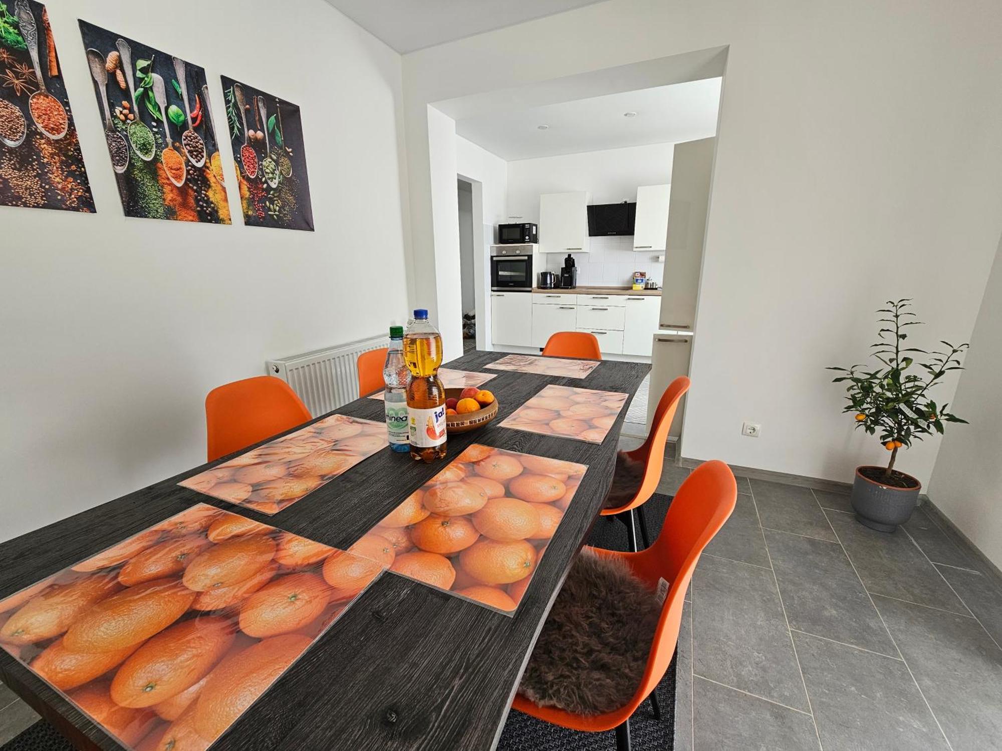 Warburg, Fewo "Sweet Home" 2,5 Zi- Eg-Separater Eingang - Parkplatz - Terasse- Komfortabel,Renoviert Exterior foto