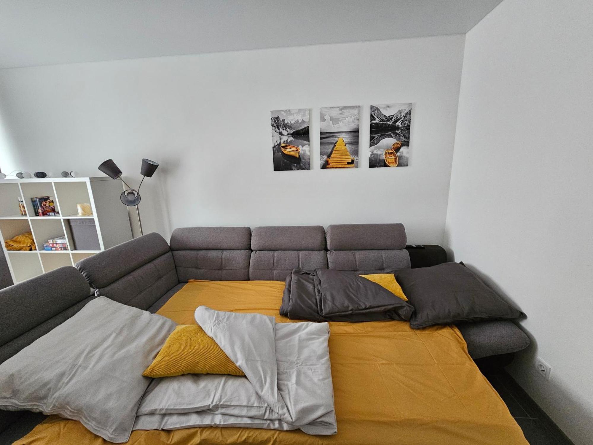 Warburg, Fewo "Sweet Home" 2,5 Zi- Eg-Separater Eingang - Parkplatz - Terasse- Komfortabel,Renoviert Exterior foto